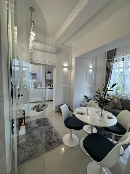 וייליצקה Salt Inn Apartments No 2 - Jacuzzi מראה חיצוני תמונה